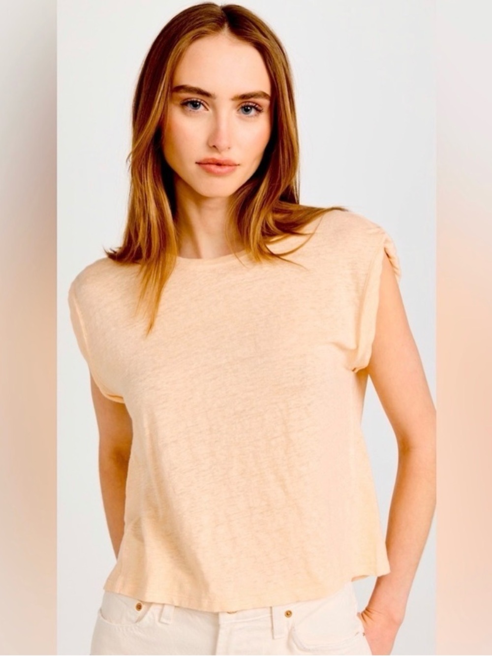 Frame Soft Crewneck Cap-Sleeve Top in Light Peach